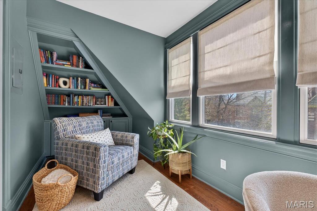 Halliday Place Condos - Residential