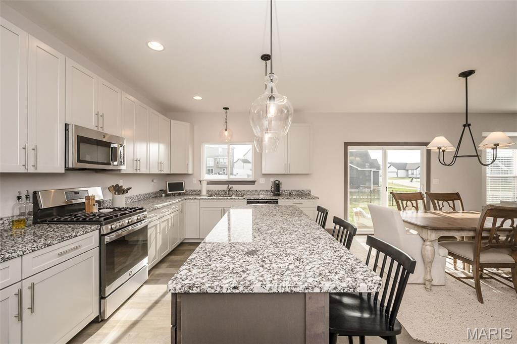 Majestic Lakes - Residential