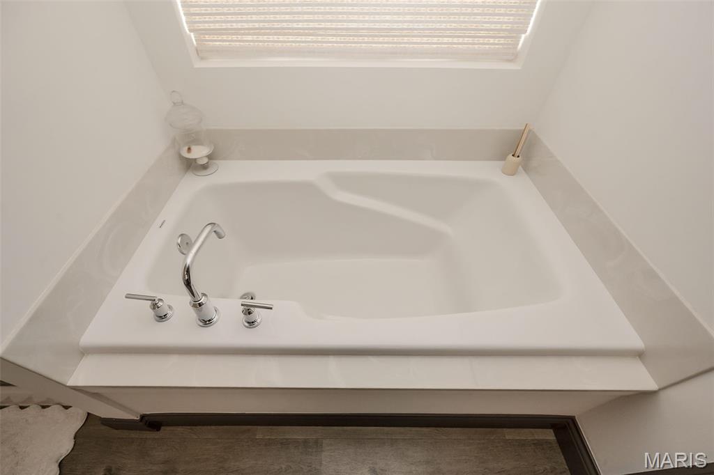 Majestic Lakes - Residential