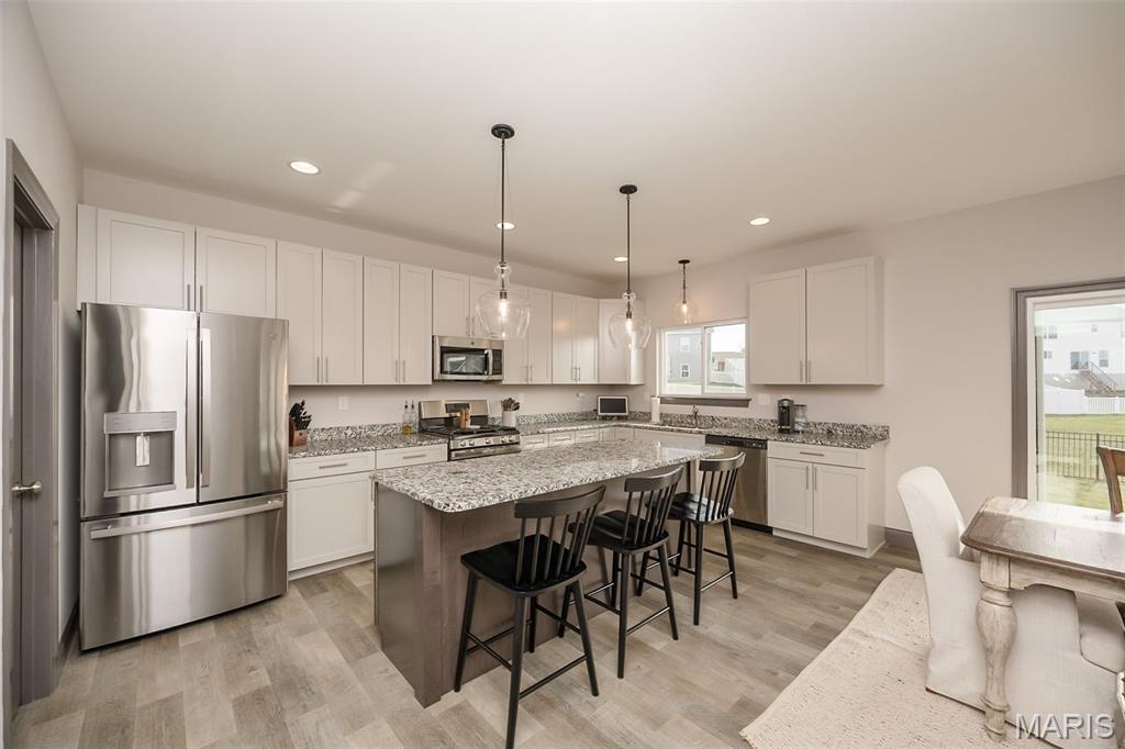 Majestic Lakes - Residential