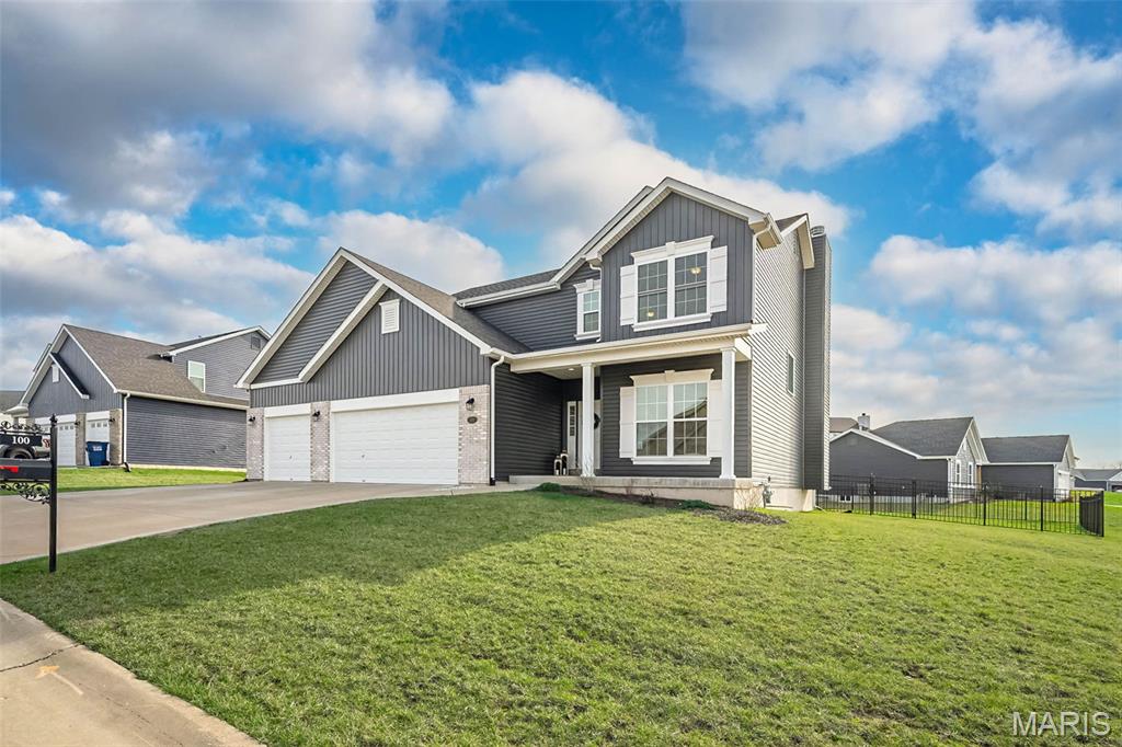 Majestic Lakes - Residential