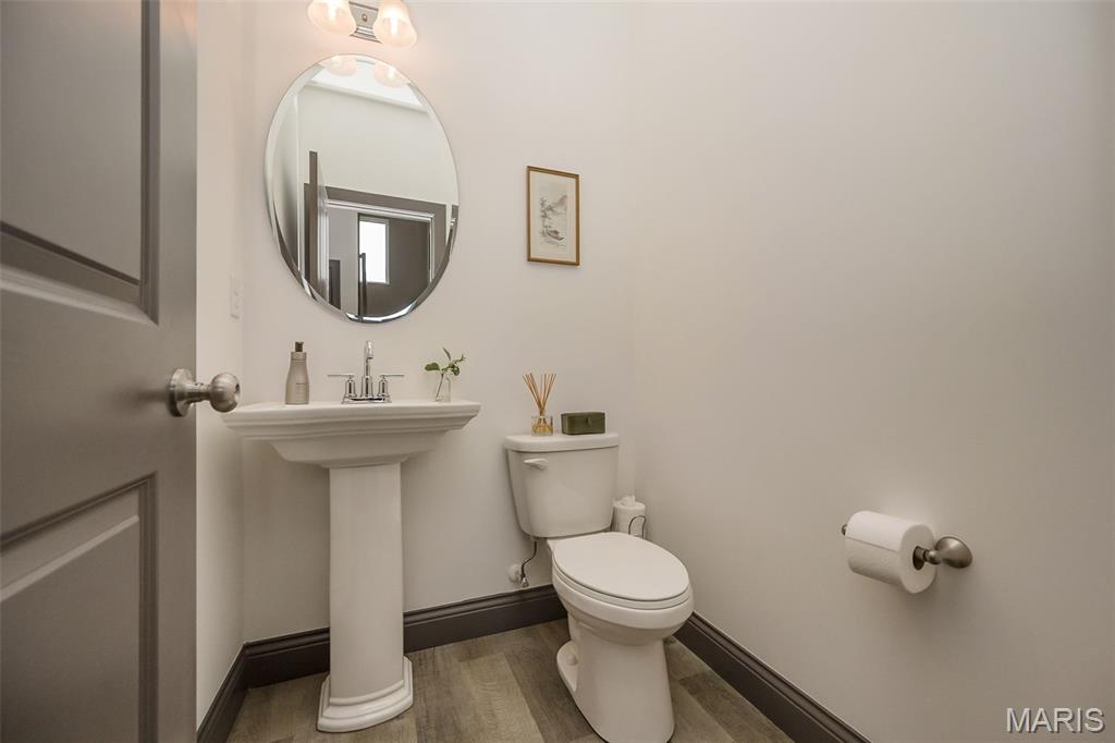 Majestic Lakes - Residential