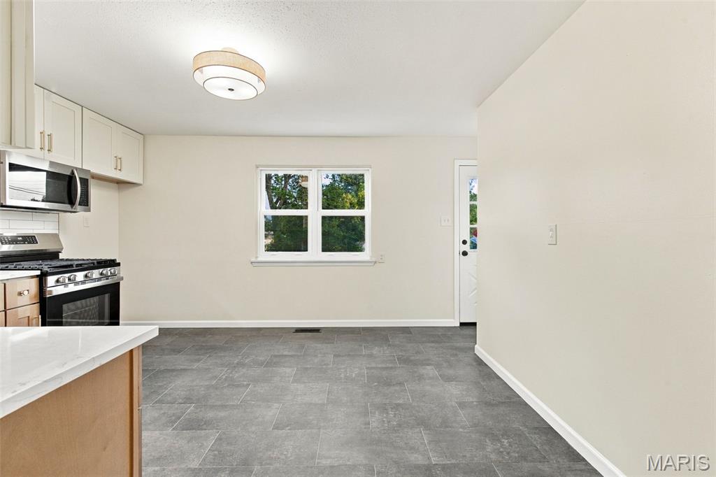 4904 Plum Tree Lane