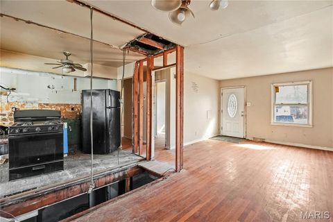 Tiny photo for 10605 Dunkeld Circle, St Louis, MO 63137 (MLS # 26005868)