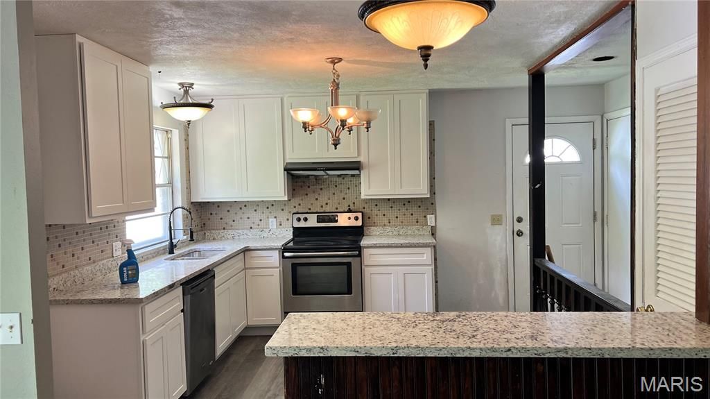 Photo of 12075 Nero Drive, Florissant, MO 63033 (MLS # 26027181)