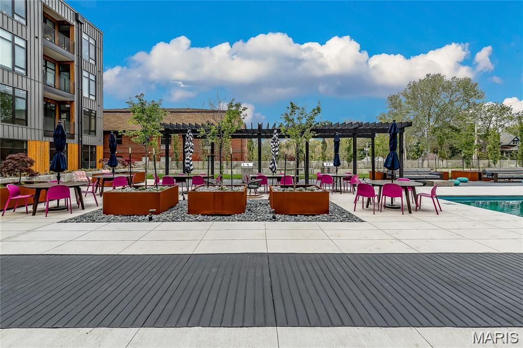 4101 Laclede Condo - Residential Lease