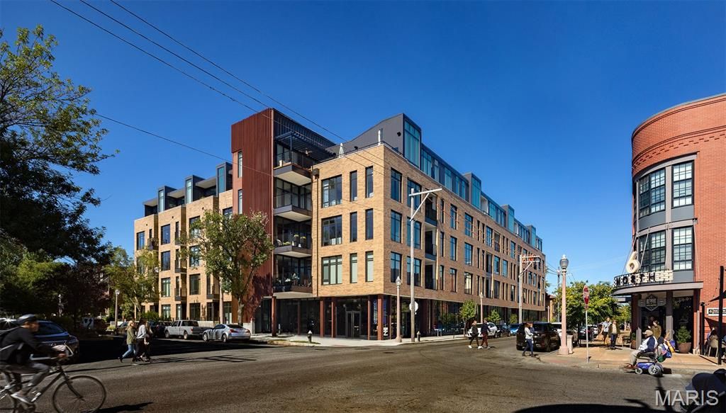 Photo of 4101 Laclede Avenue #316, St Louis, MO 63108 (MLS # 26012734)