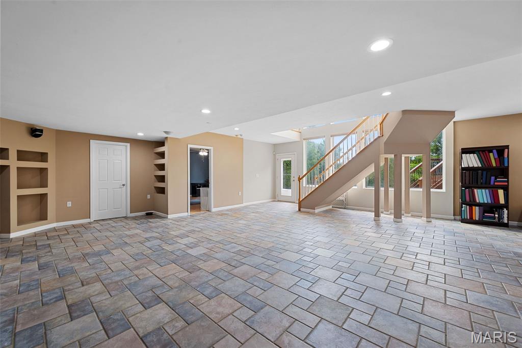 St Charles, Missouri 63301, United States, 4 Bedrooms Bedrooms, ,3 BathroomsBathrooms,Residential,Pending,149583