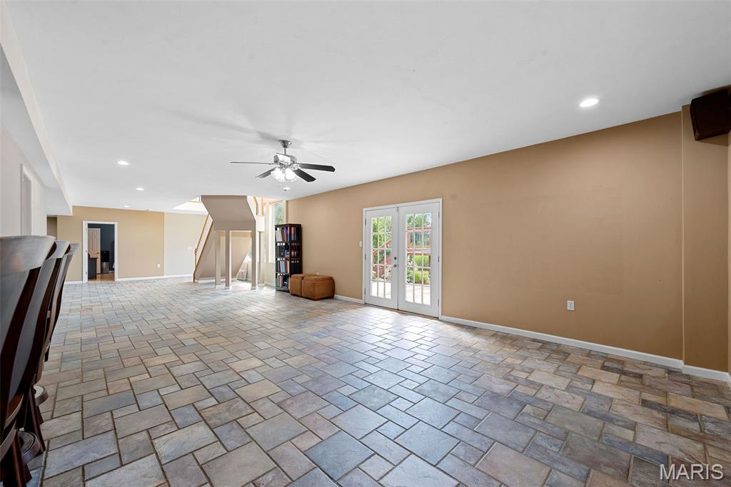 St Charles, Missouri 63301, United States, 4 Bedrooms Bedrooms, ,3 BathroomsBathrooms,Residential,Pending,149583