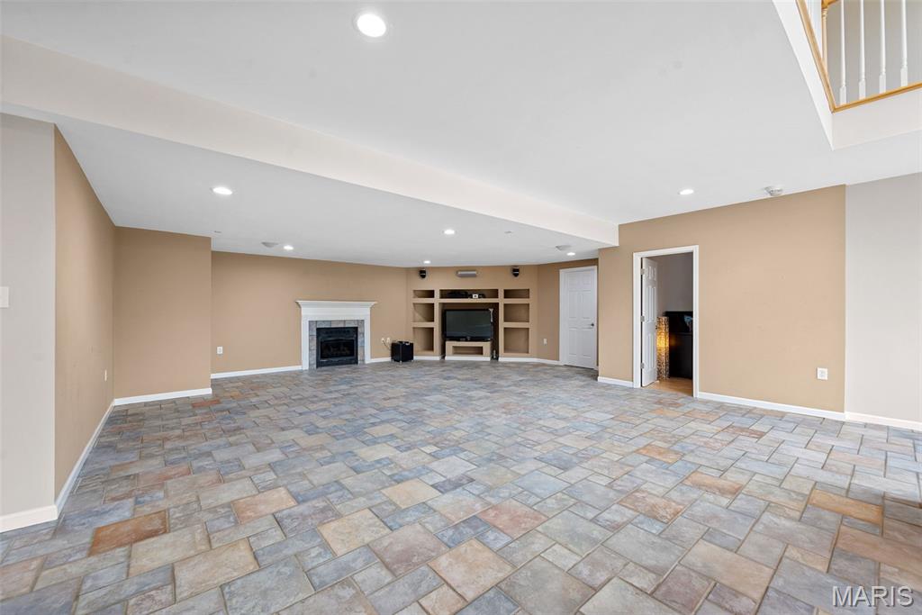 St Charles, Missouri 63301, United States, 4 Bedrooms Bedrooms, ,3 BathroomsBathrooms,Residential,Pending,149583