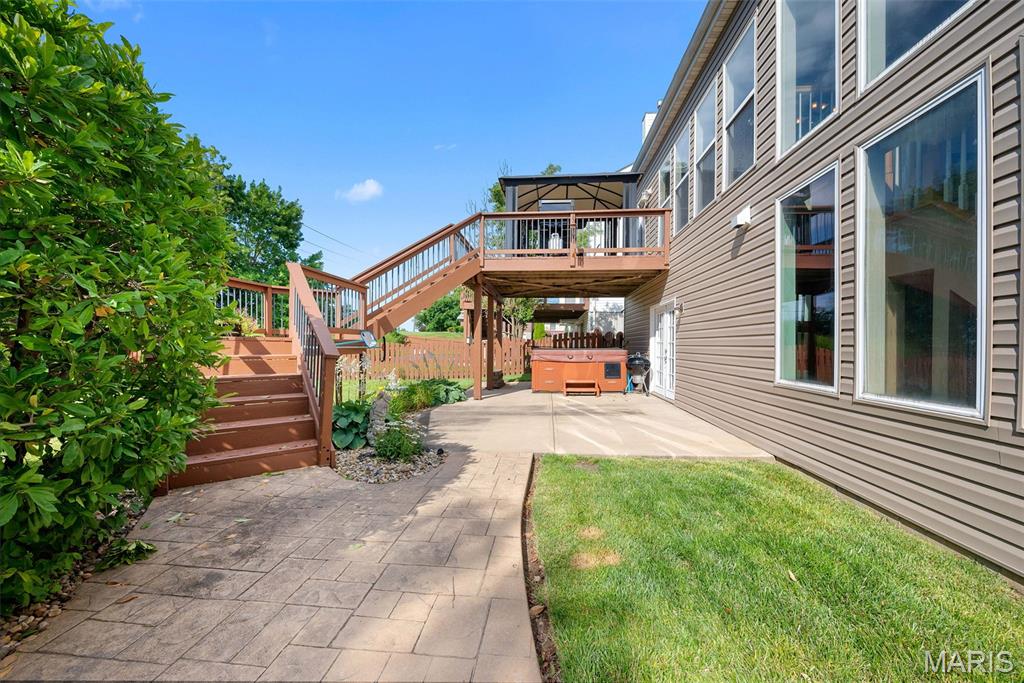 St Charles, Missouri 63301, United States, 4 Bedrooms Bedrooms, ,3 BathroomsBathrooms,Residential,Pending,149583