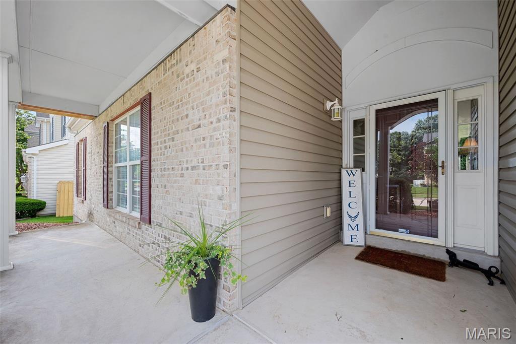 St Charles, Missouri 63301, United States, 4 Bedrooms Bedrooms, ,3 BathroomsBathrooms,Residential,Pending,149583