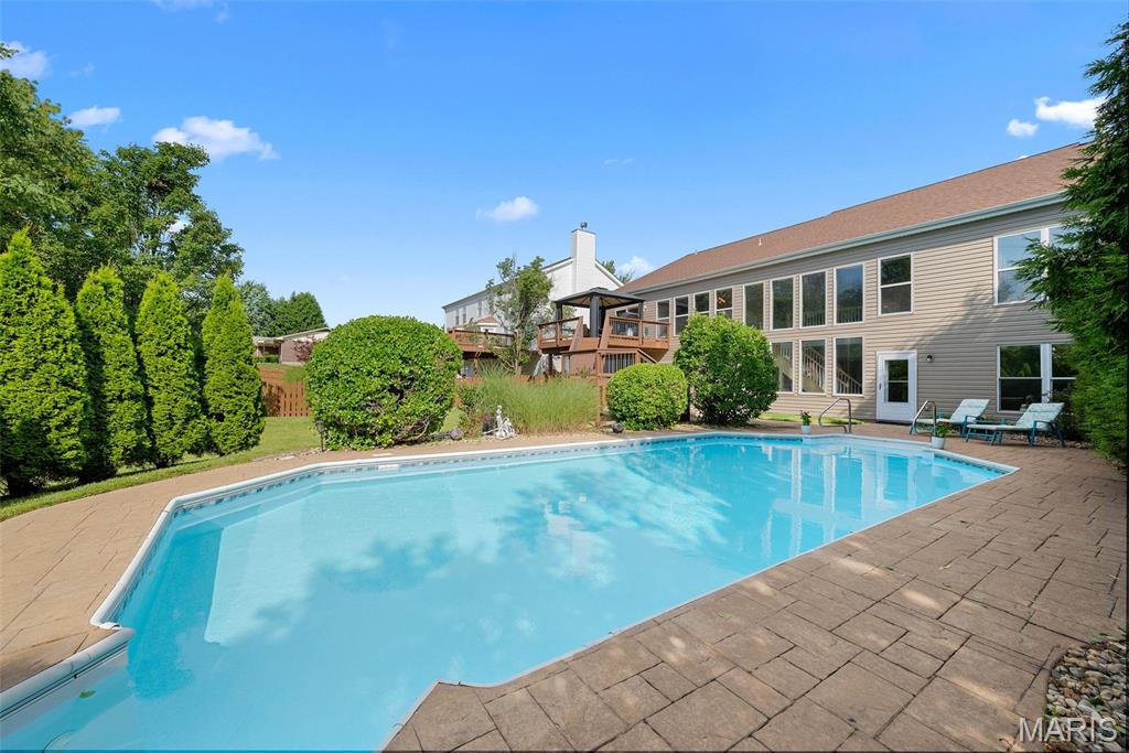 St Charles, Missouri 63301, United States, 4 Bedrooms Bedrooms, ,3 BathroomsBathrooms,Residential,Pending,149583