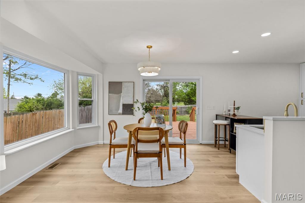 Kingspointe - Residential