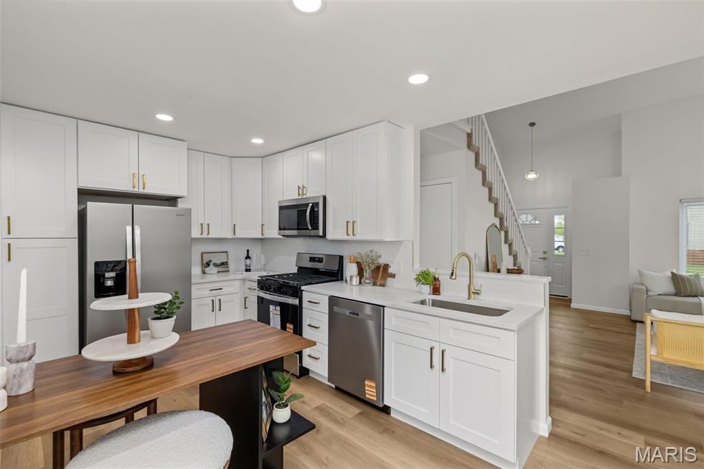 Kingspointe - Residential