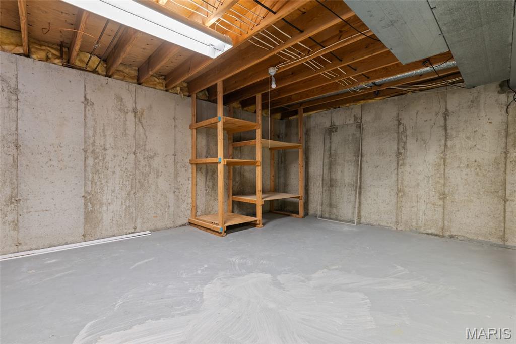 Kingspointe - Residential