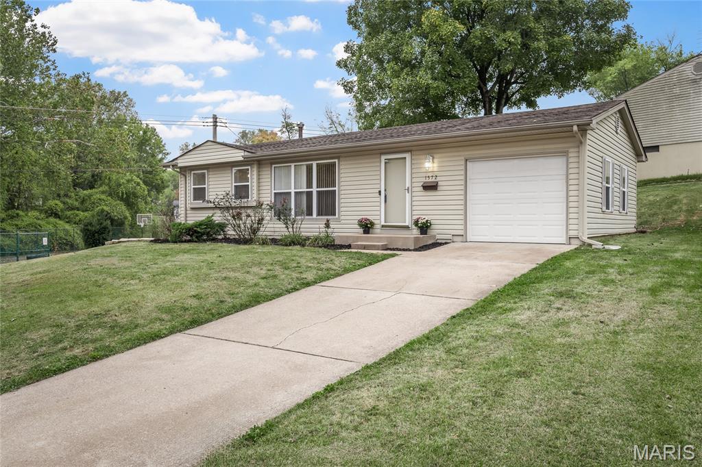 1572 Ville Rosa Lane