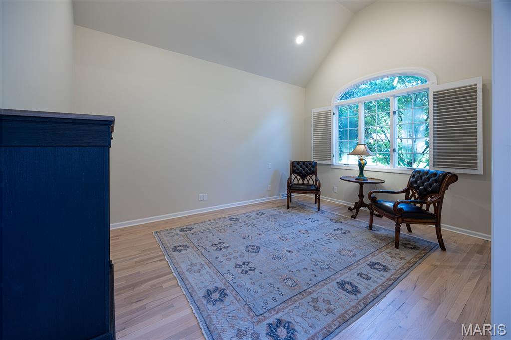 Summit Estate - Residential