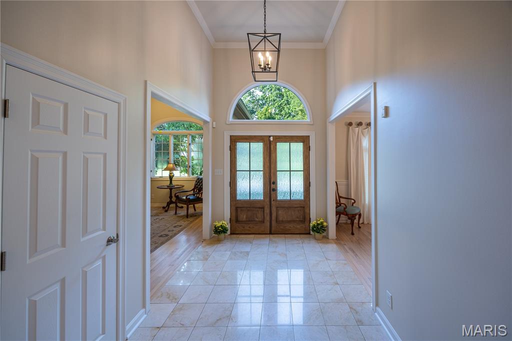 Summit Estate - Residential