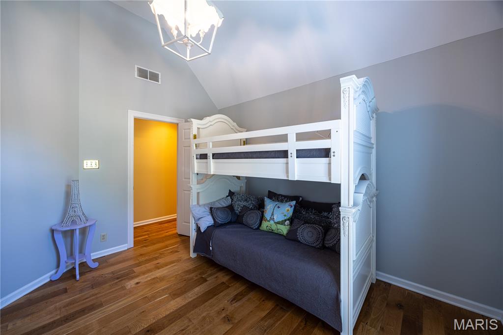 Summit Estate - Residential