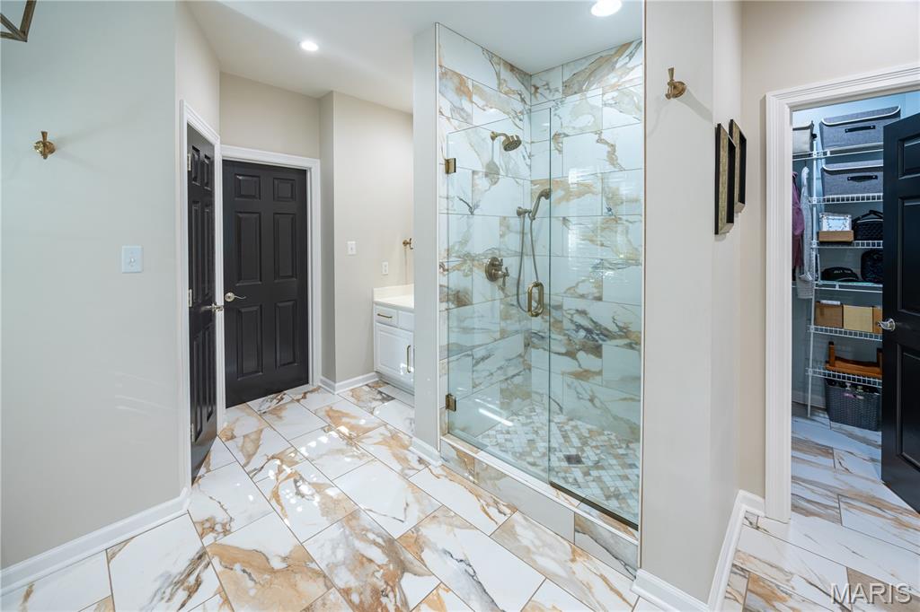 Summit Estate - Residential