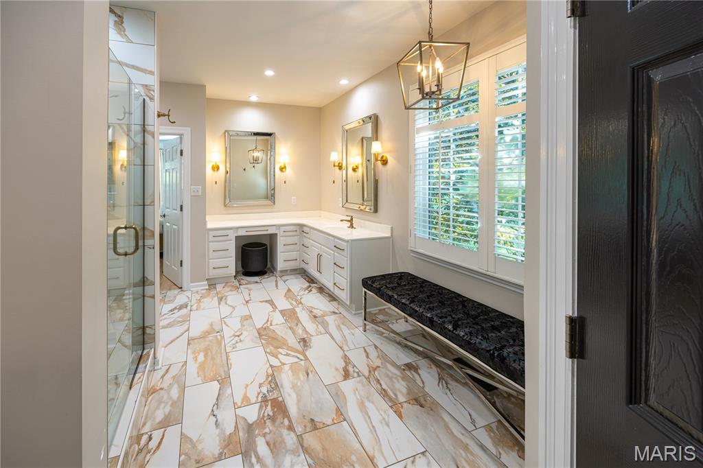 Summit Estate - Residential