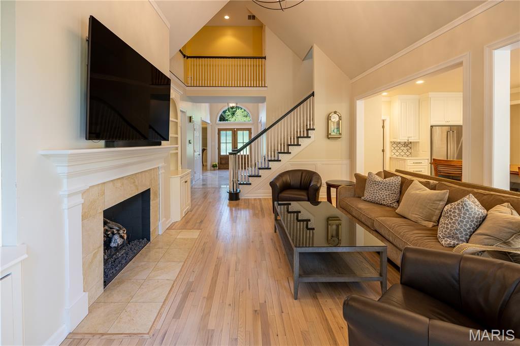 Summit Estate - Residential