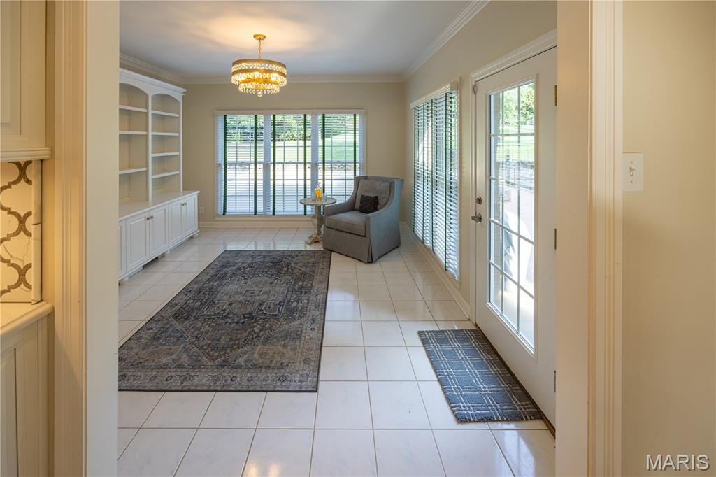 Summit Estate - Residential