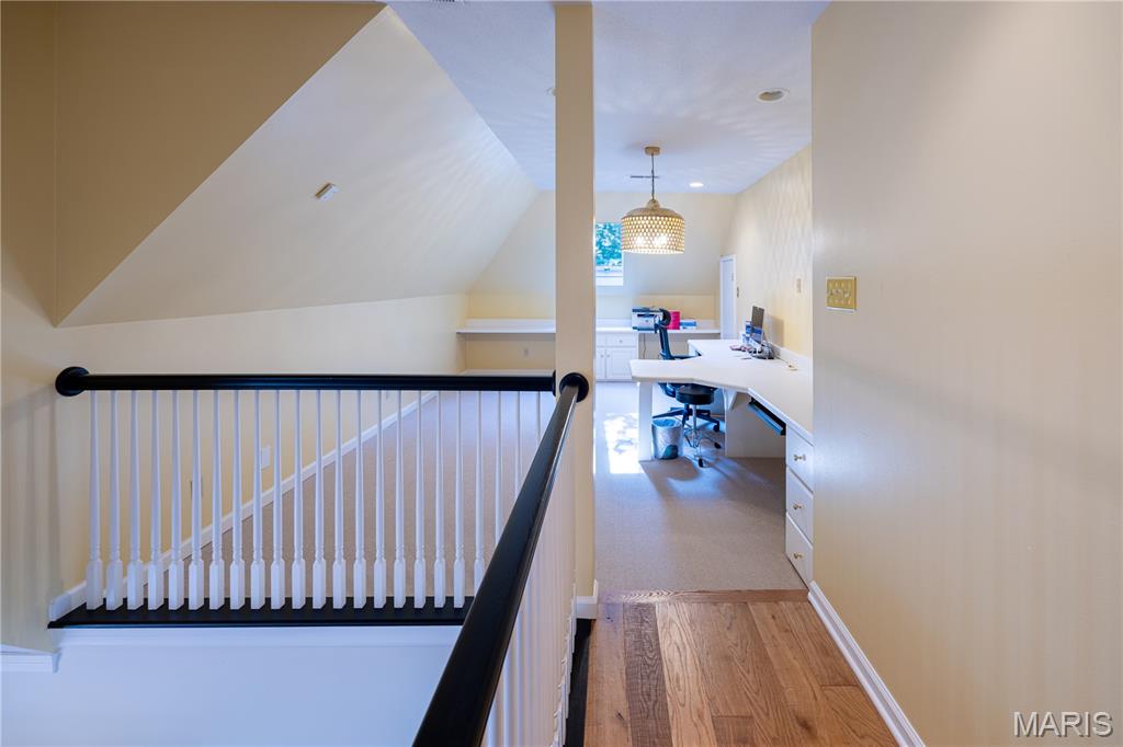 Summit Estate - Residential