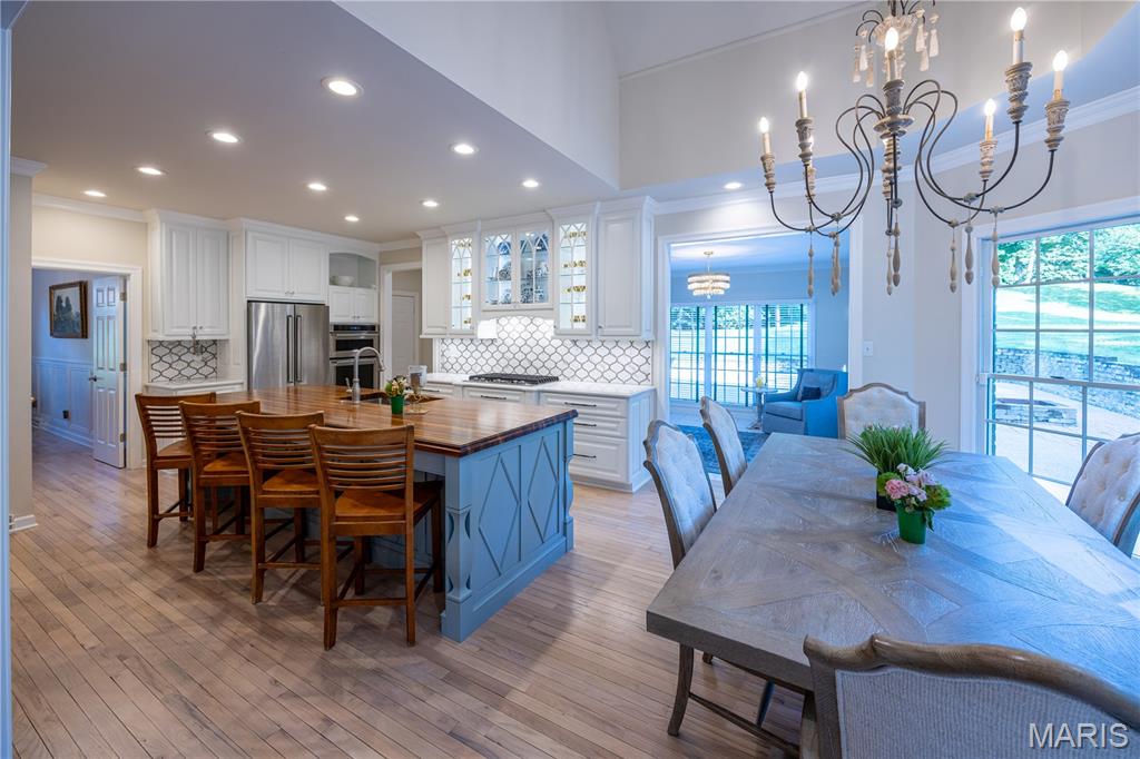 Summit Estate - Residential