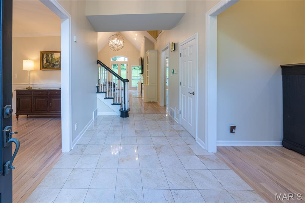 Summit Estate - Residential