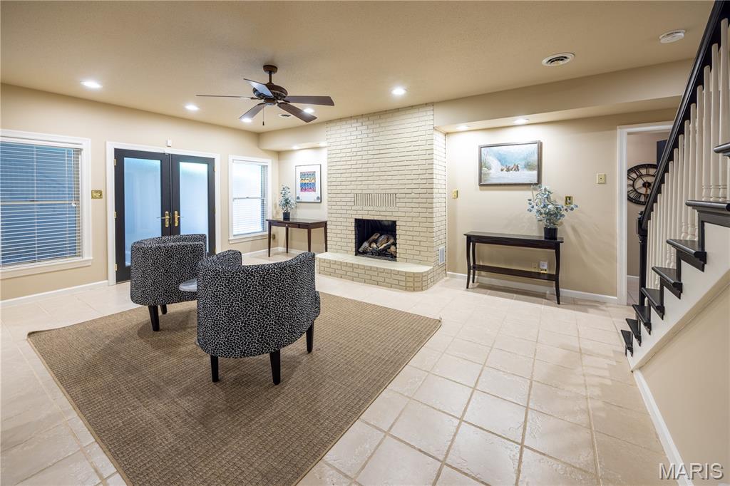 Summit Estate - Residential