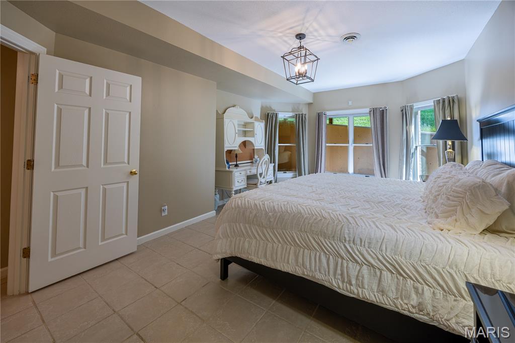 Summit Estate - Residential