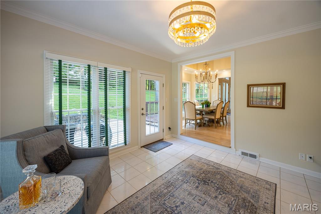 Summit Estate - Residential