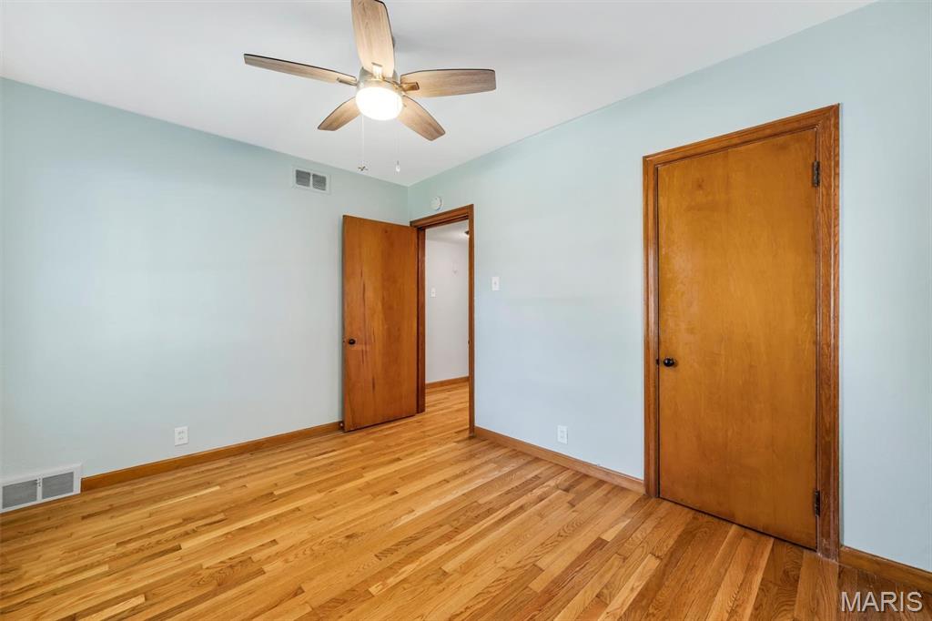 6600 Devonshire Condos - Residential
