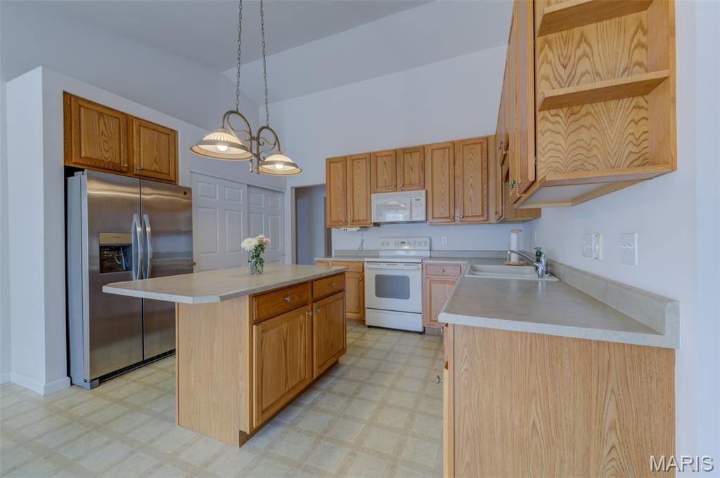 340 McIntyre Court