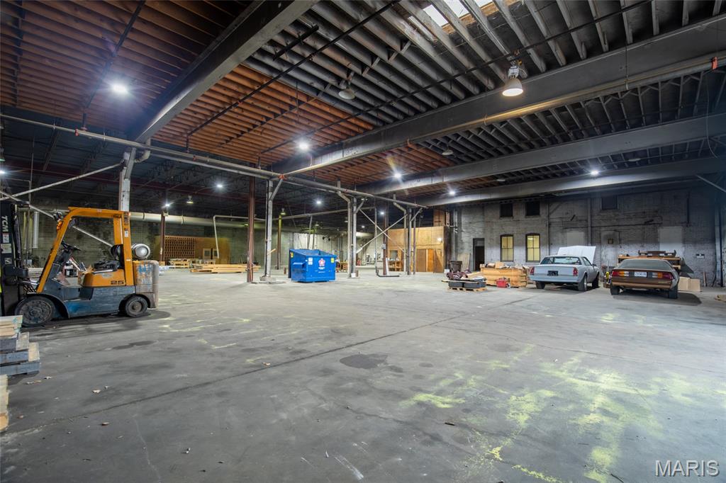 Carrs Add - Commercial Sale