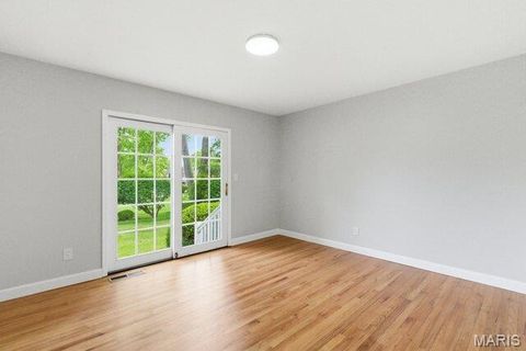 Tiny photo for 405 Trail Grove Court, Ballwin, MO 63011 (MLS # 26025752)