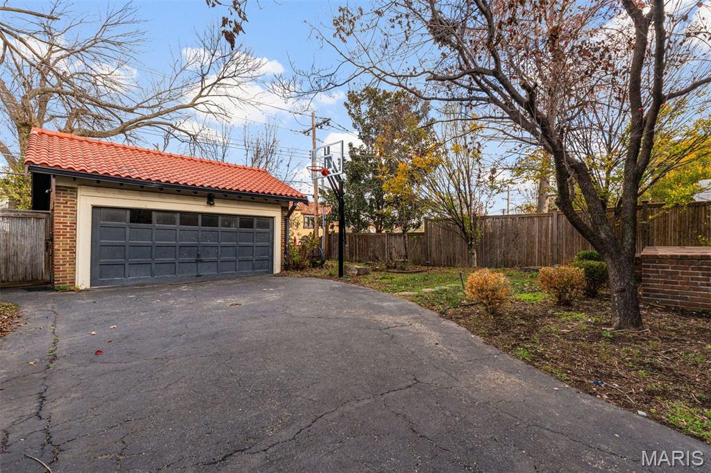 Hillcrest - Residential