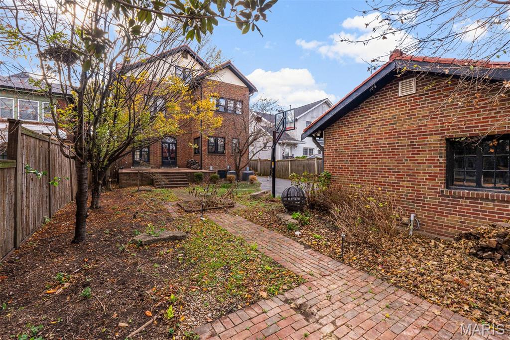 Hillcrest - Residential