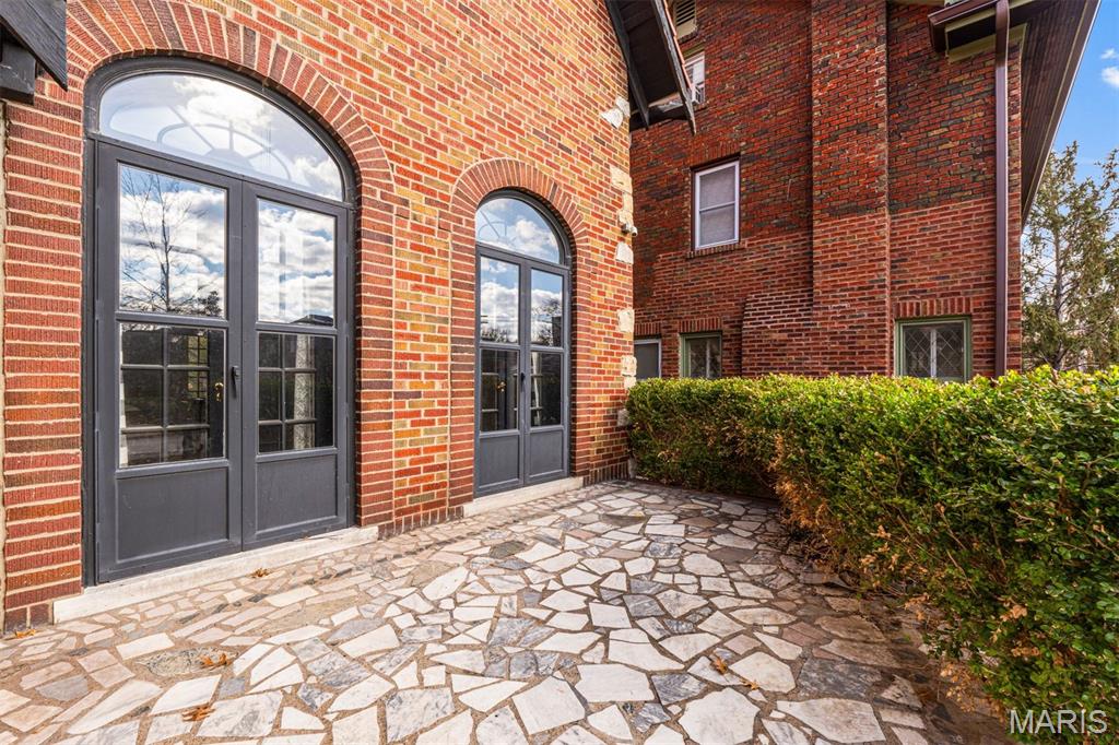 Hillcrest - Residential