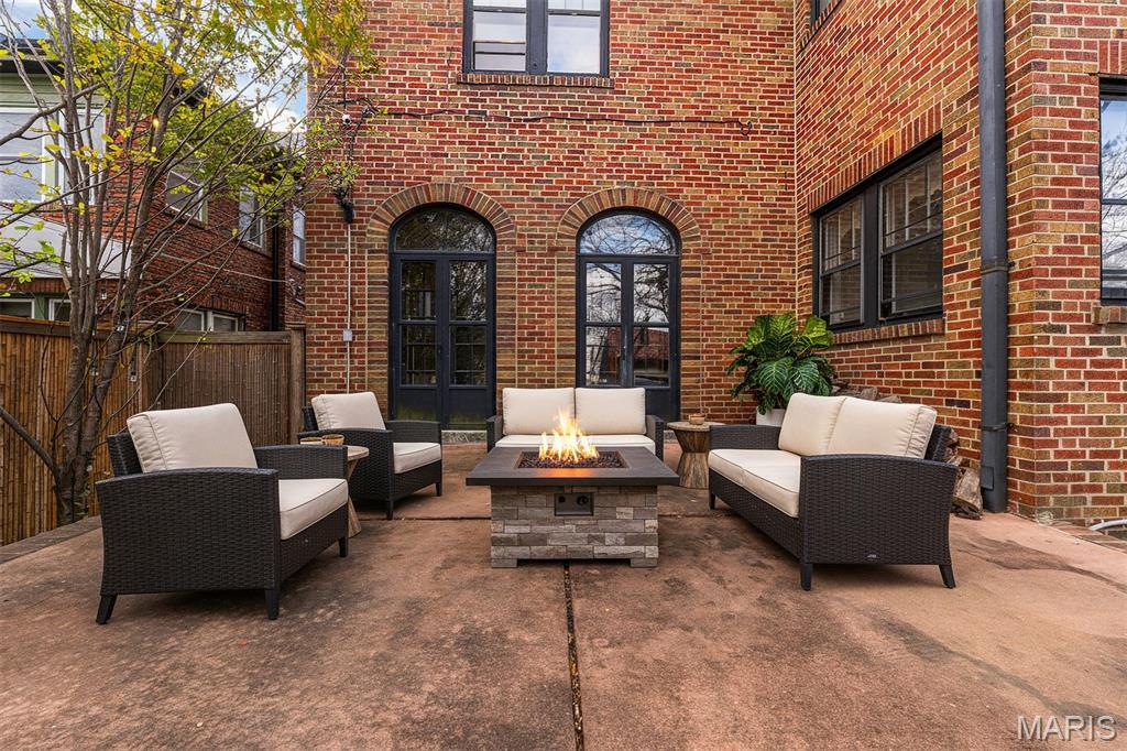 Hillcrest - Residential