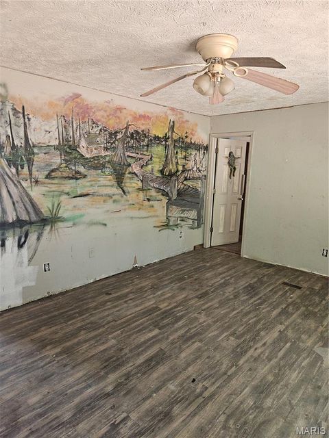 Tiny photo for 623 Fawn Court, Bourbon, MO 65441 (MLS # 26029617)