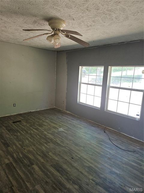 Tiny photo for 623 Fawn Court, Bourbon, MO 65441 (MLS # 26029617)