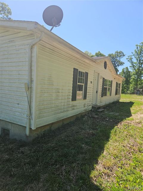 Tiny photo for 623 Fawn Court, Bourbon, MO 65441 (MLS # 26029617)