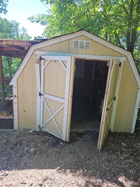 Tiny photo for 623 Fawn Court, Bourbon, MO 65441 (MLS # 26029617)