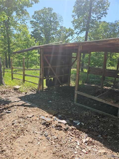 Tiny photo for 623 Fawn Court, Bourbon, MO 65441 (MLS # 26029617)