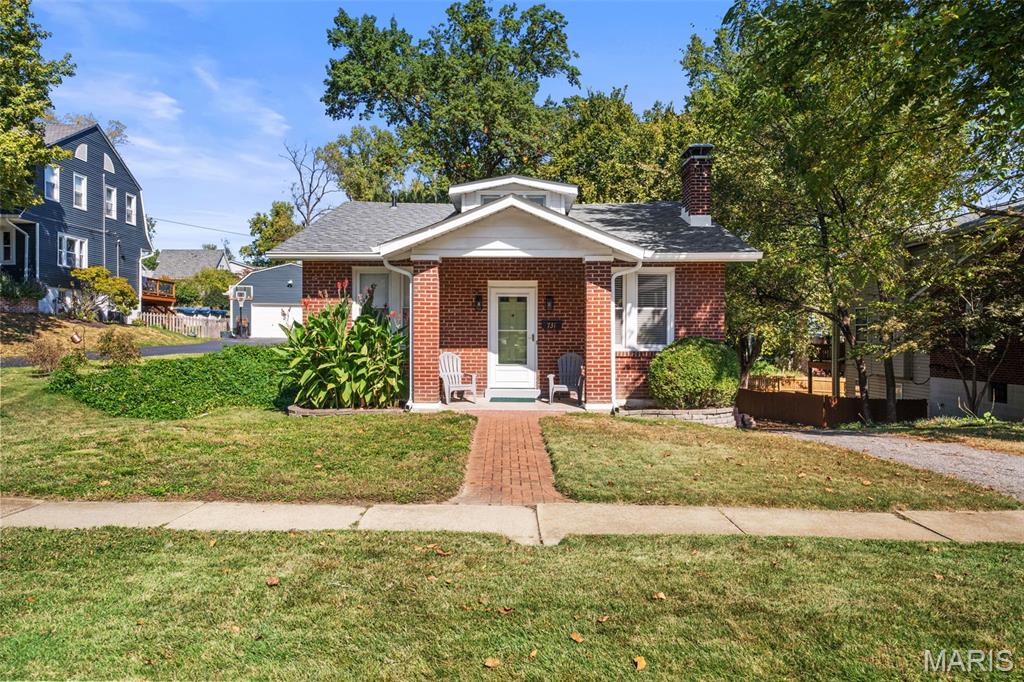 731 N Forest Avenue