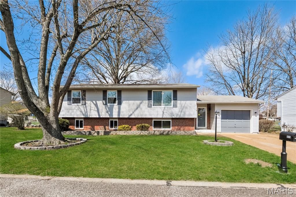 Photo of 809 Brookside Drive, Arnold, MO 63010 (MLS # 26004427)