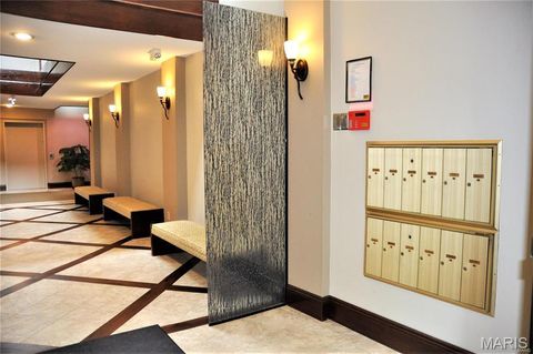 Tiny photo for 4540 Laclede Avenue #304, St Louis, MO 63108 (MLS # 26028245)
